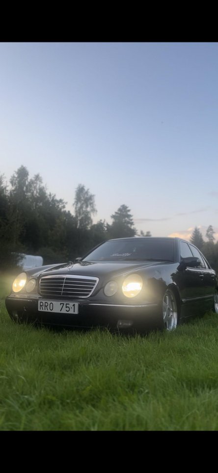Mercedes-Benz E 320 CDI Automatic, 197hp, 2000