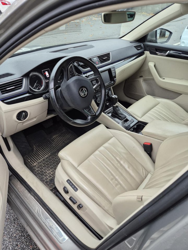 Škoda Superb Kombi 2.0 TDI SCR DSG Sekventiell, 190hk, 2016