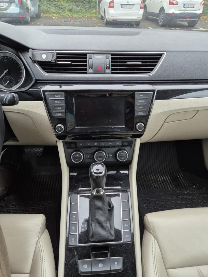 Škoda Superb Kombi 2.0 TDI SCR DSG Sekventiell, 190hk, 2016