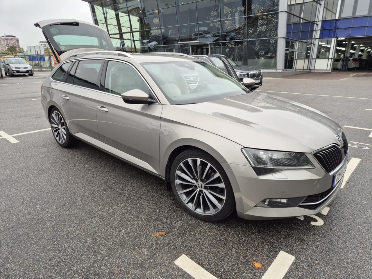 Škoda Superb Kombi 2.0 TDI SCR DSG Sekventiell, 190hk, 2016
