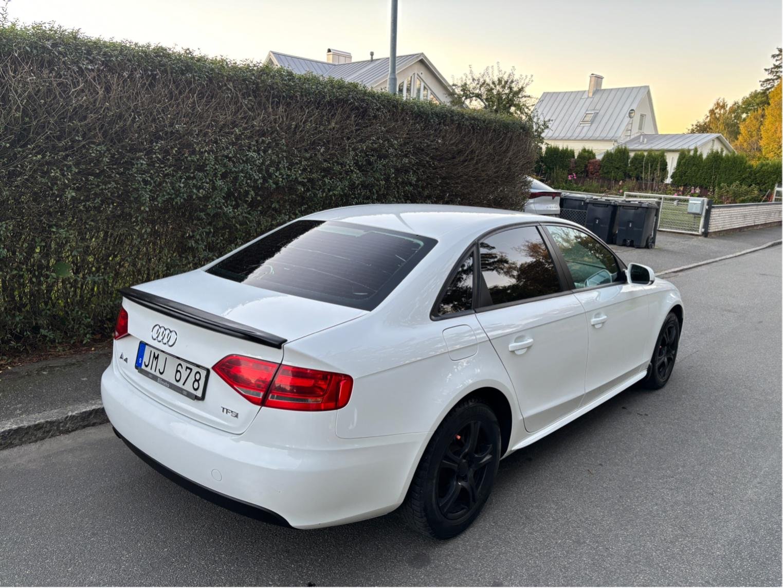 Audi A4 Sedan 1.8 TFSI Manual, 120hp, 2011