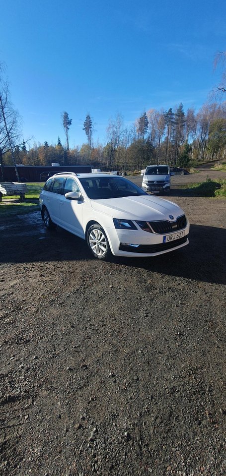 Škoda Octavia Kombi 1.6 TDI SCR Manuell, 115hk, 2018