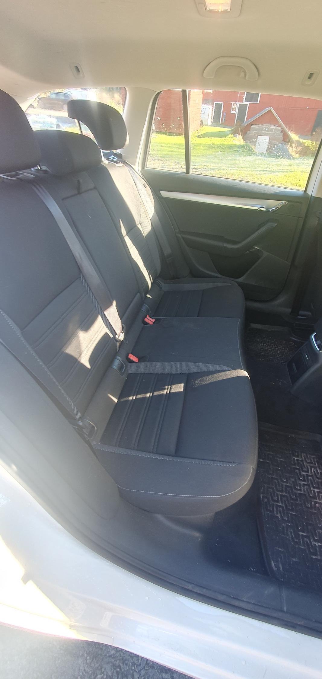 Škoda Octavia Kombi 1.6 TDI SCR Manuell, 115hk, 2018