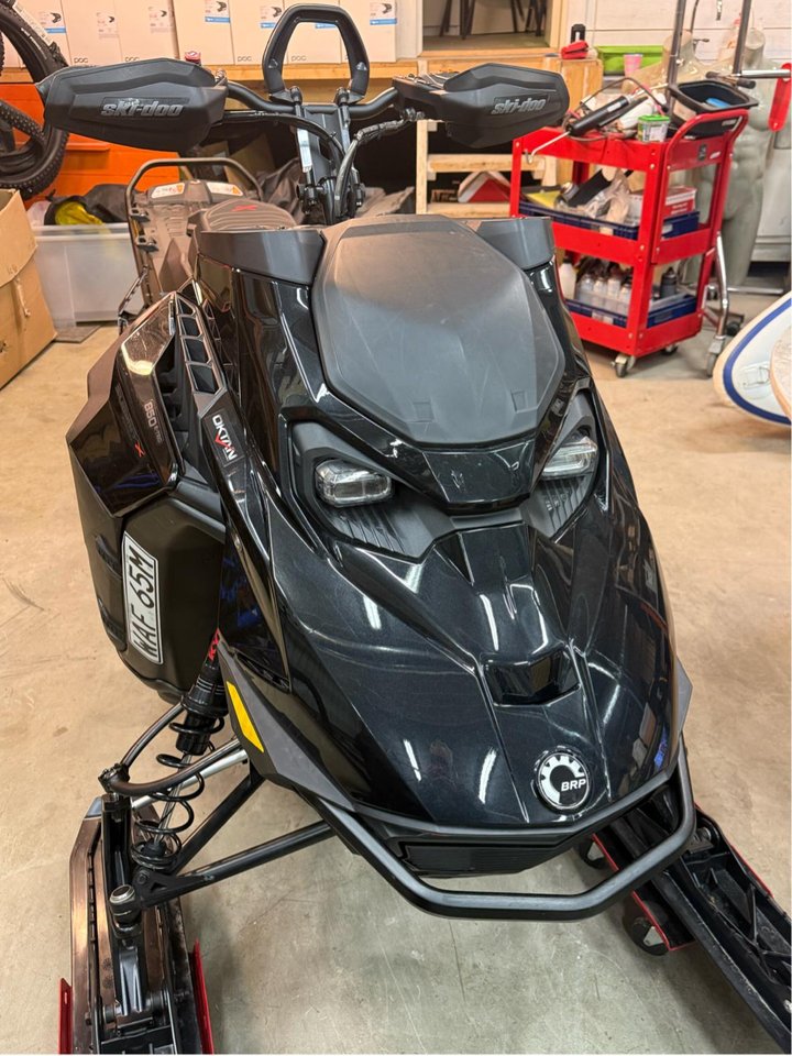 Ski-doo Summit Expert 850  23...