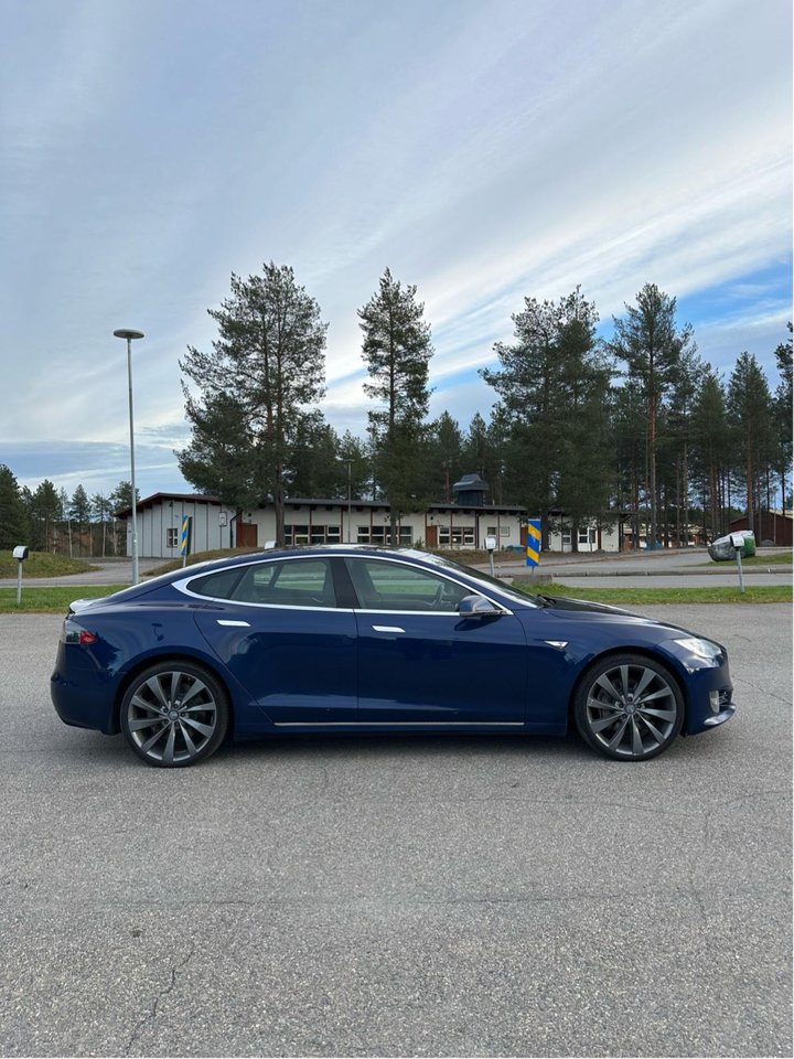 Tesla Model S 75D, 333hk, 2016