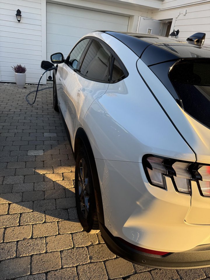 Ford Mustang Mach-E Long Range, 294hk, 2022