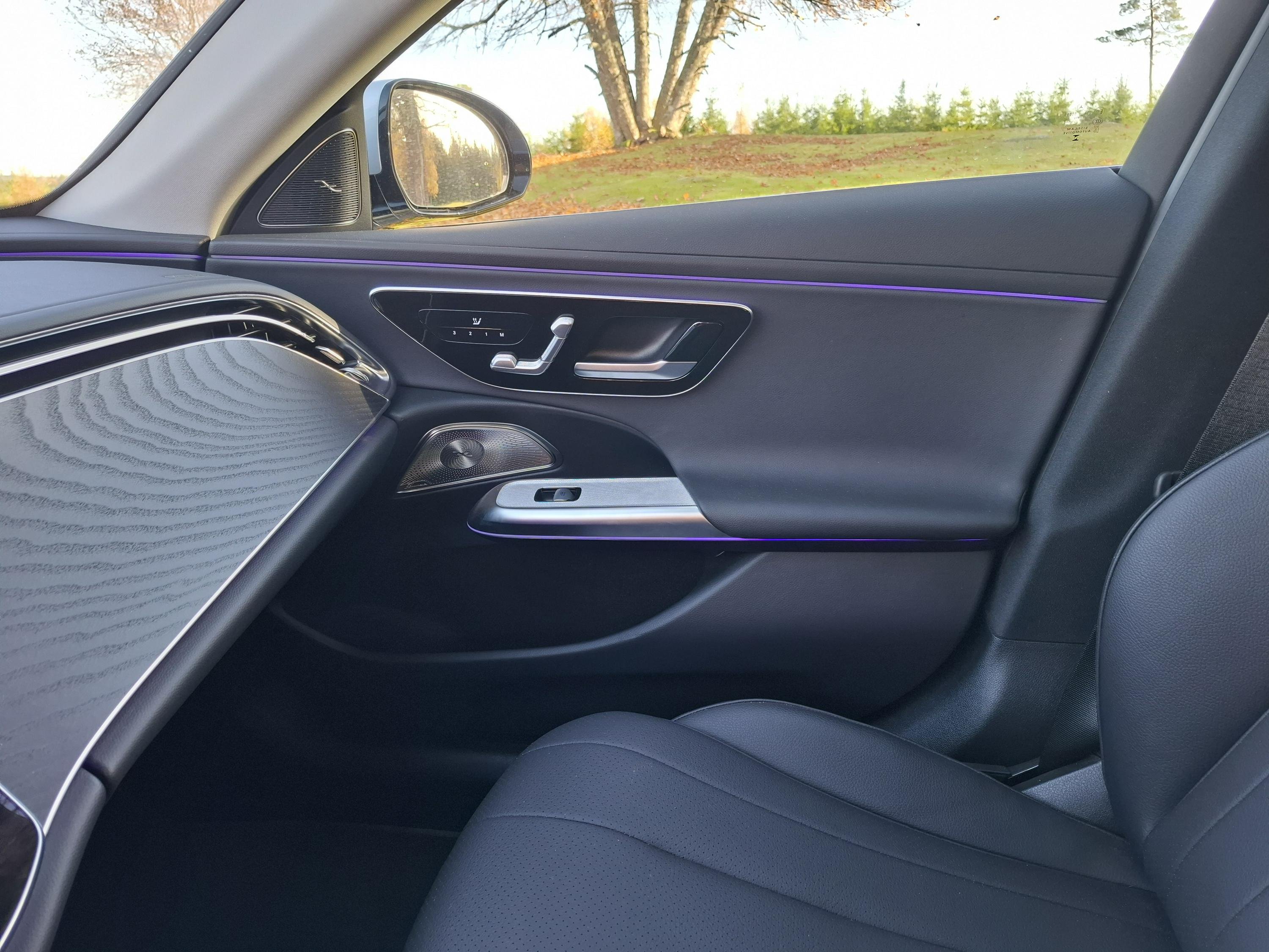 Mercedes-Benz E 300 e 9G-Tronic, 313hp, 2024