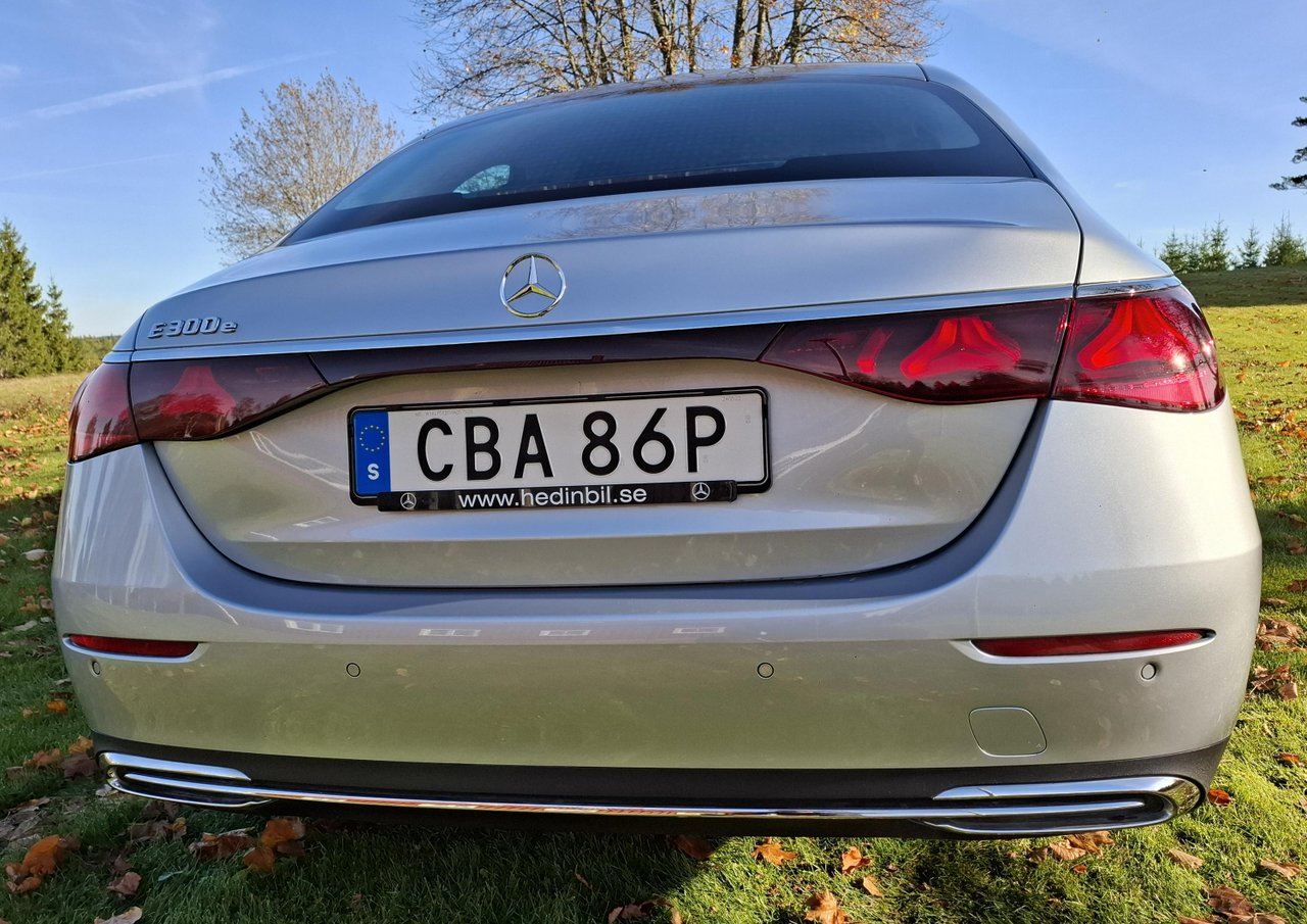 Mercedes-Benz E 300 e 9G-Tronic, 313hp, 2024