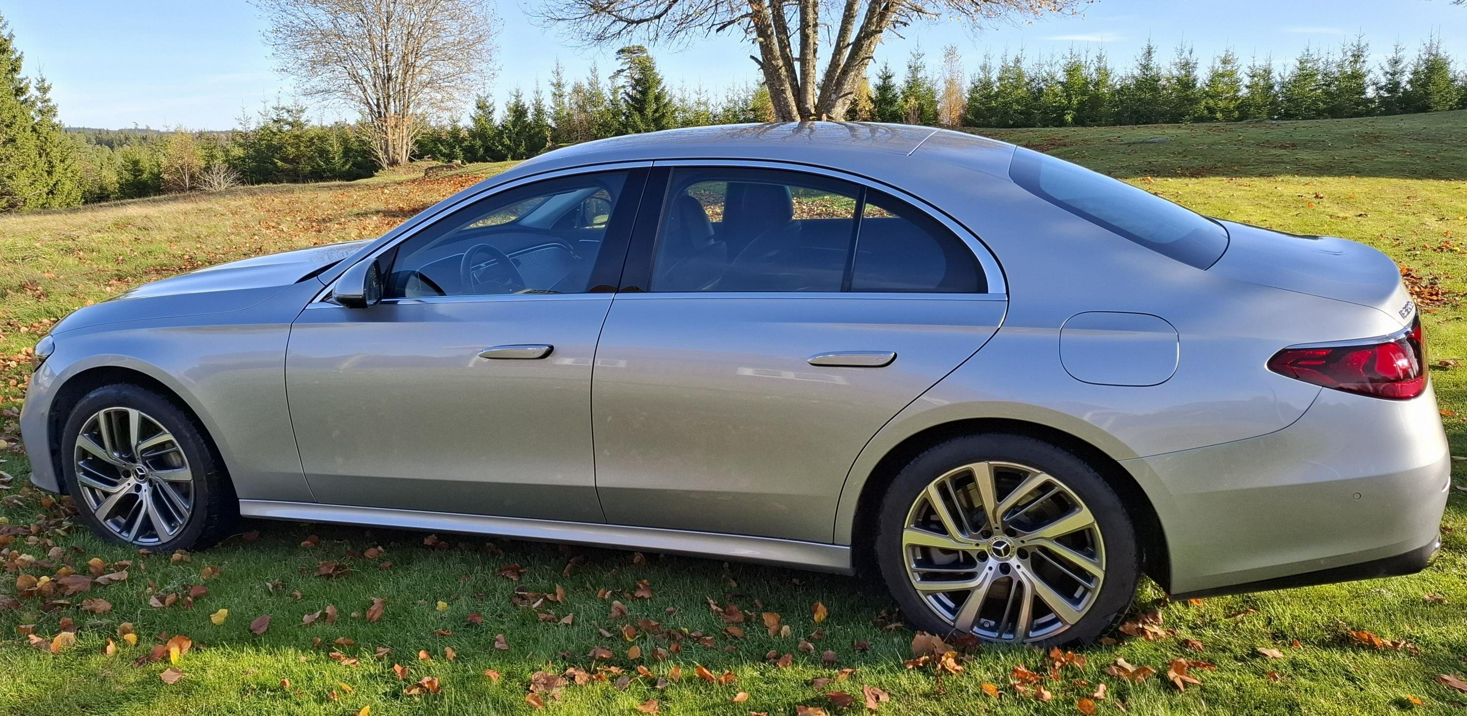 Mercedes-Benz E 300 e 9G-Tronic, 313hp, 2024