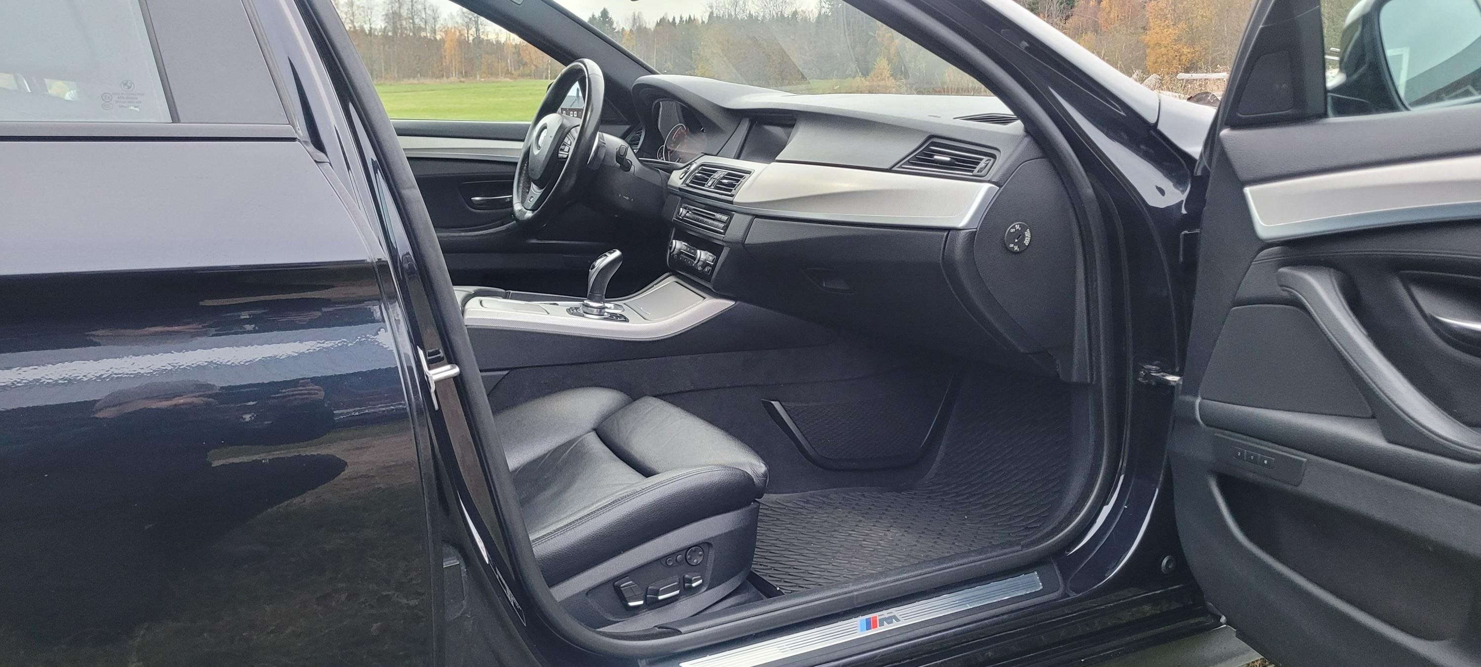 BMW 535d xDrive Touring Steptronic, 313hp, 2013