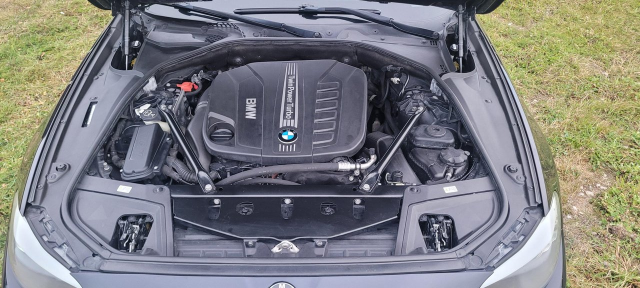 BMW 535d xDrive Touring Steptronic, 313hp, 2013