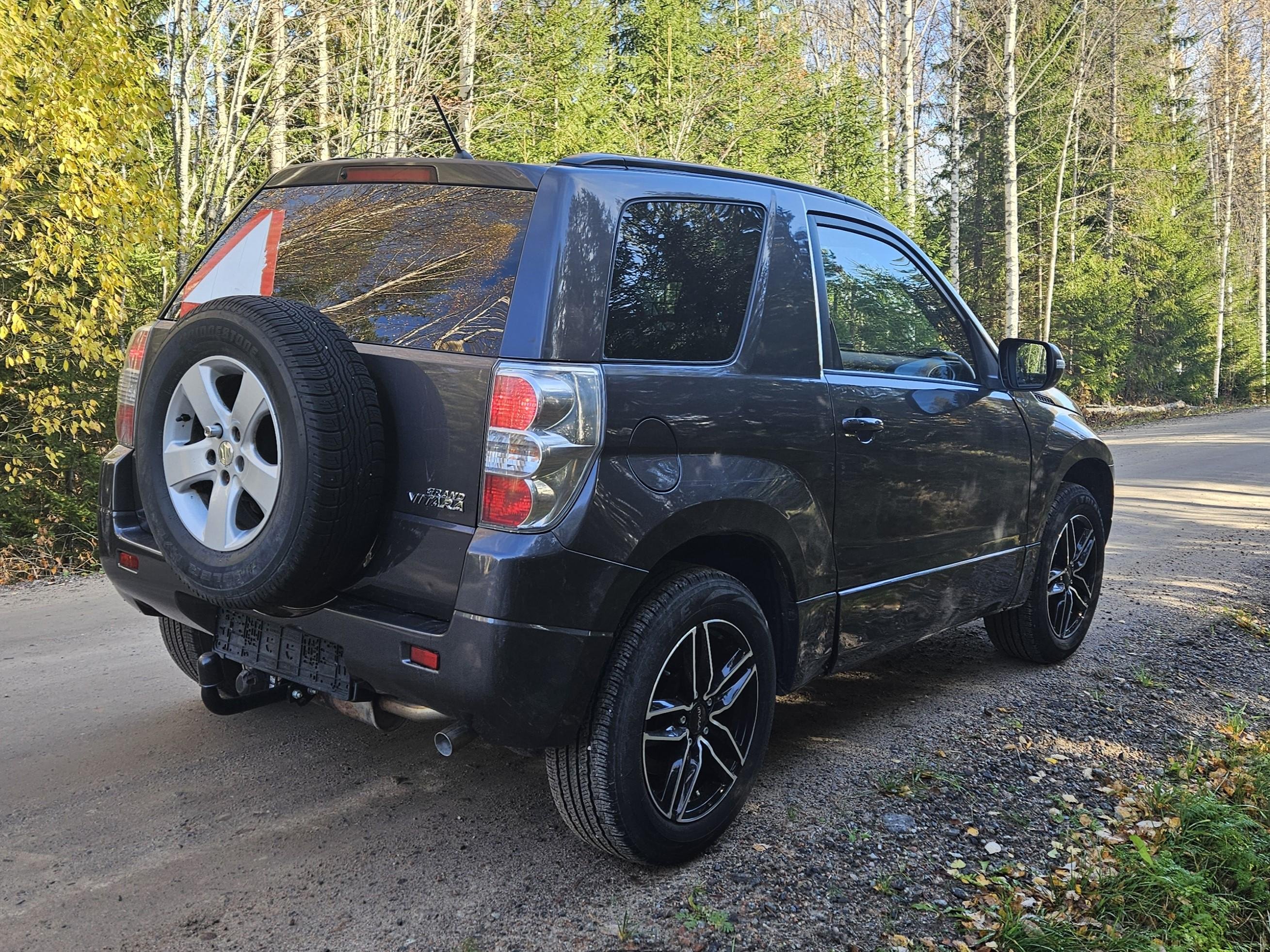 Suzuki Grand Vitara 3-dörrar 1.9 DDiS 4WD Manuell, 129hk, 2011