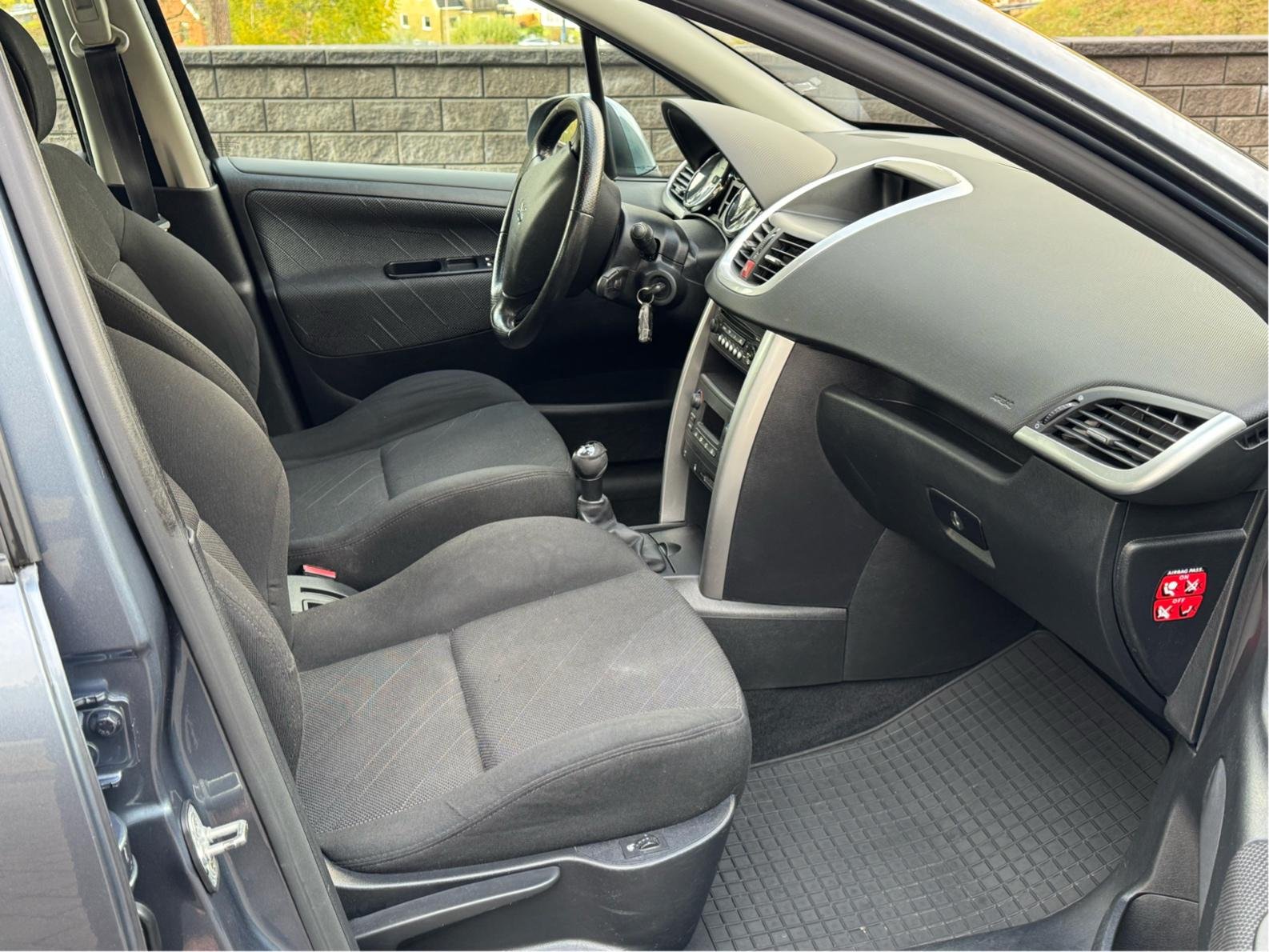 Peugeot 207 5-door 1.6 VTi Manual, 120hp, 2007