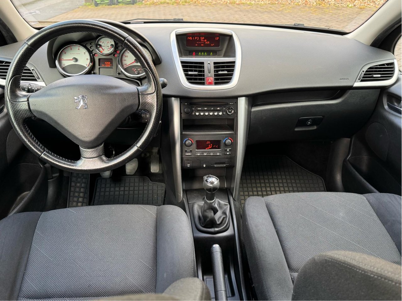 Peugeot 207 5-door 1.6 VTi Manual, 120hp, 2007