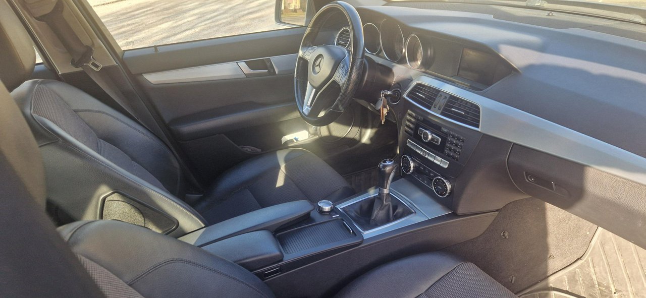 Mercedes-Benz C 200 CDI Manual, 136hp, 2014