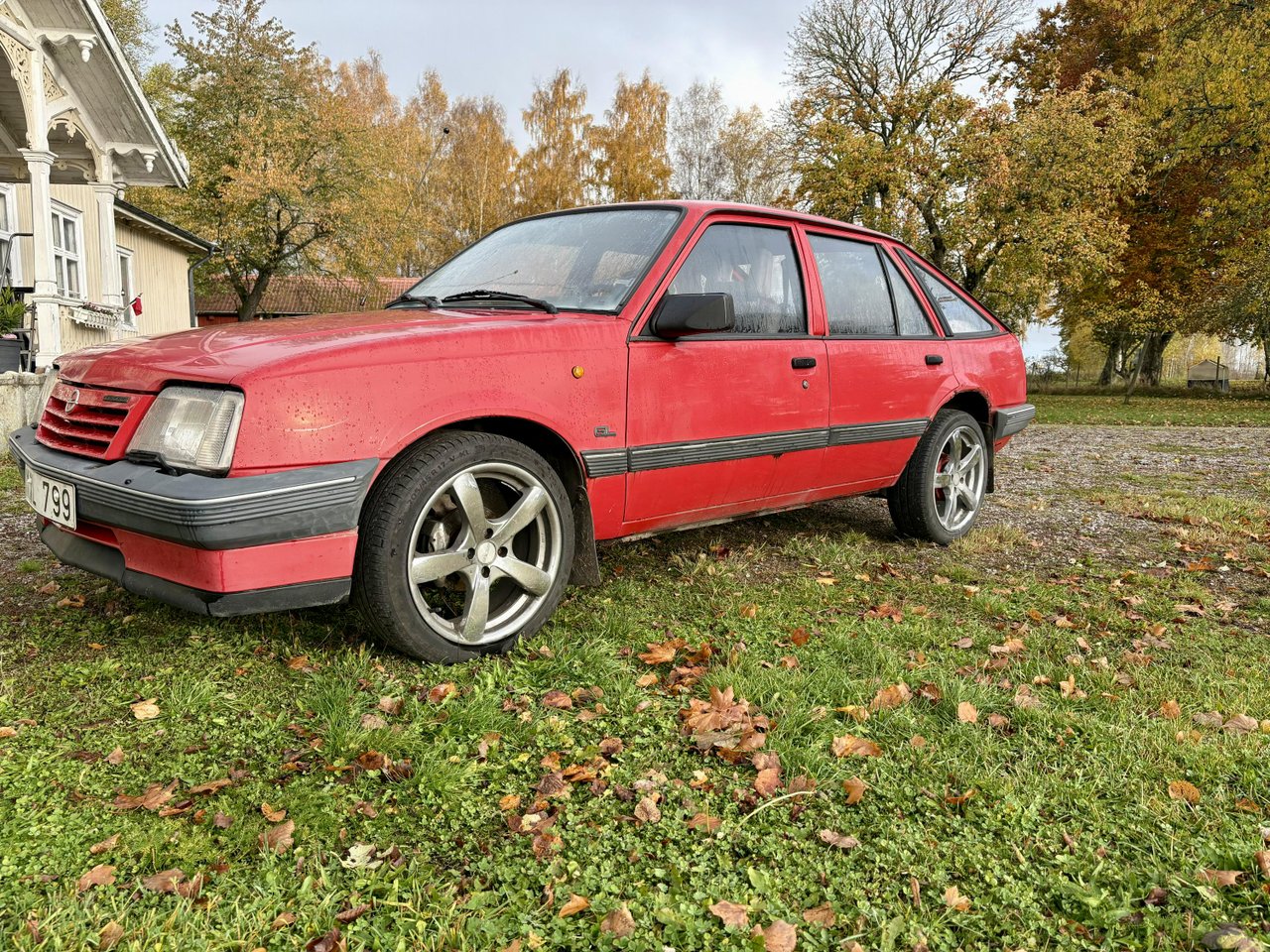 Opel Ascona 5-dörrar 1.8  Manuell, 115hk, 1987