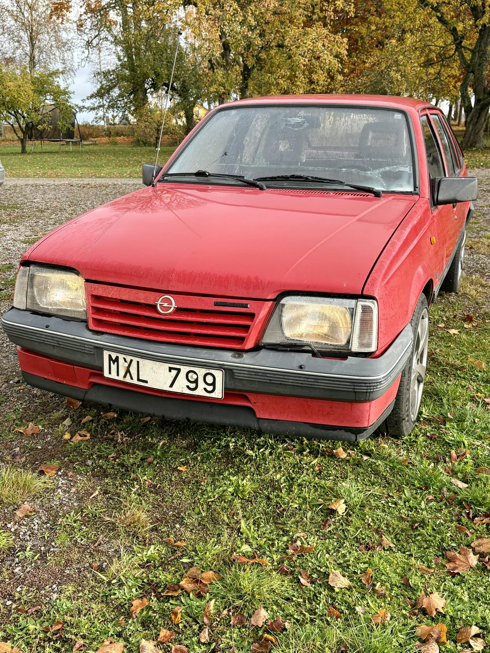 Opel Ascona 5-dörrar 1.8  Manuell, 115hk, 1987