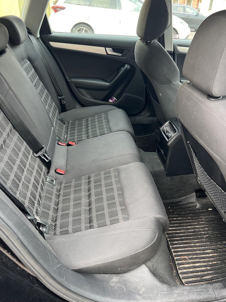 Audi A4 Avant 2.0 TDI DPF Multitronic, 143hk, 2013