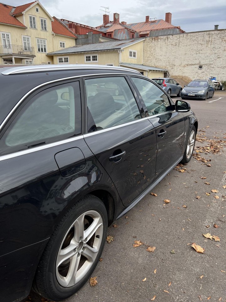 Audi A4 Avant 2.0 TDI DPF Multitronic, 143hk, 2013
