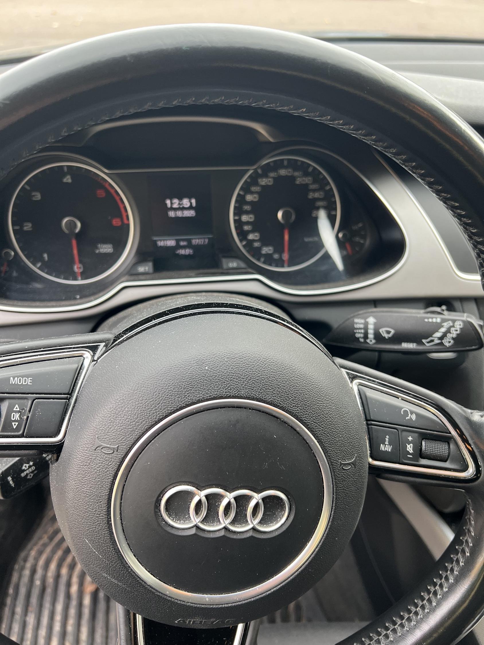 Audi A4 Avant 2.0 TDI DPF Multitronic, 143hk, 2013