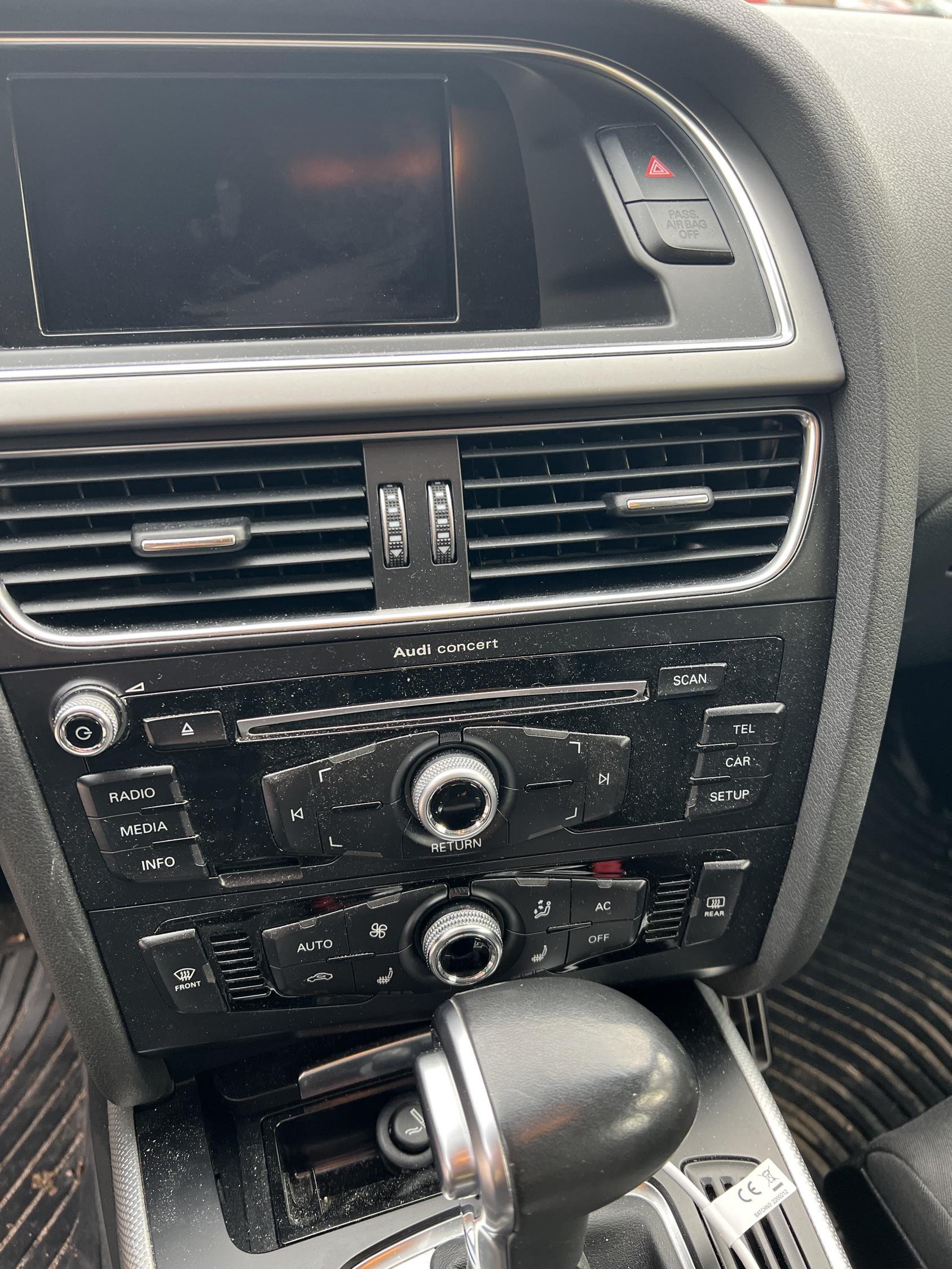 Audi A4 Avant 2.0 TDI DPF Multitronic, 143hk, 2013