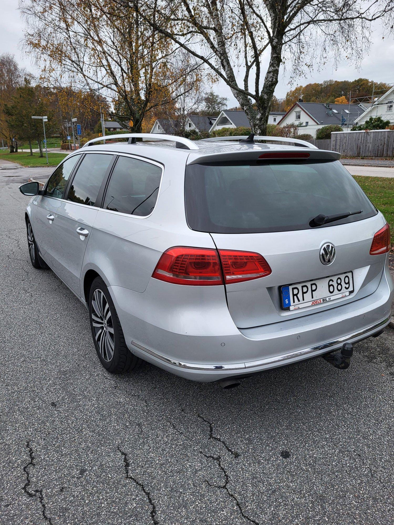 Volkswagen Passat Variant 2.0 TDI DPF BMT 4Motion DSG sekvensiell, 6-trinn, 170ps, 2012