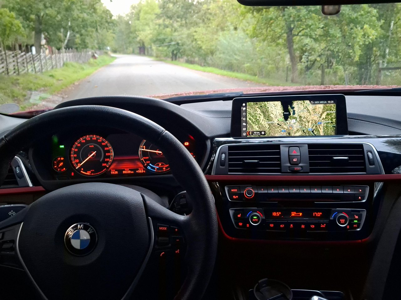 BMW 320d xDrive Touring Steptronic, 8-trinn, 190ps, 2019
