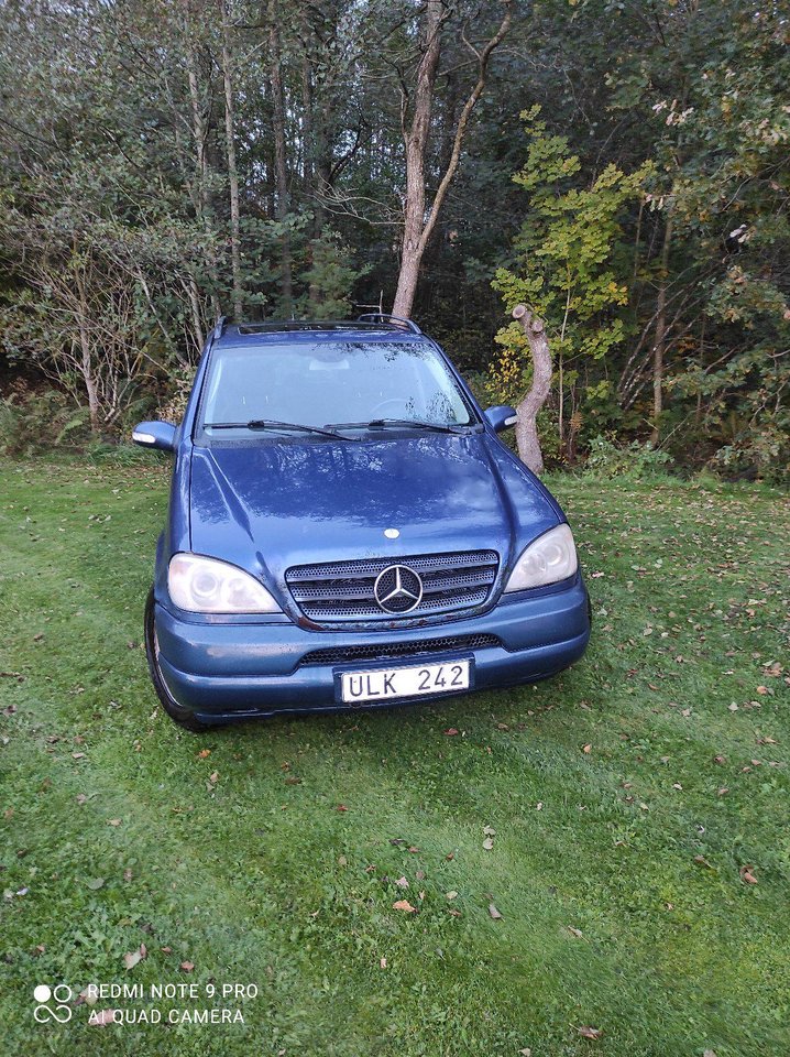 Mercedes-Benz ML 320 Automatic, 218hp, 2002