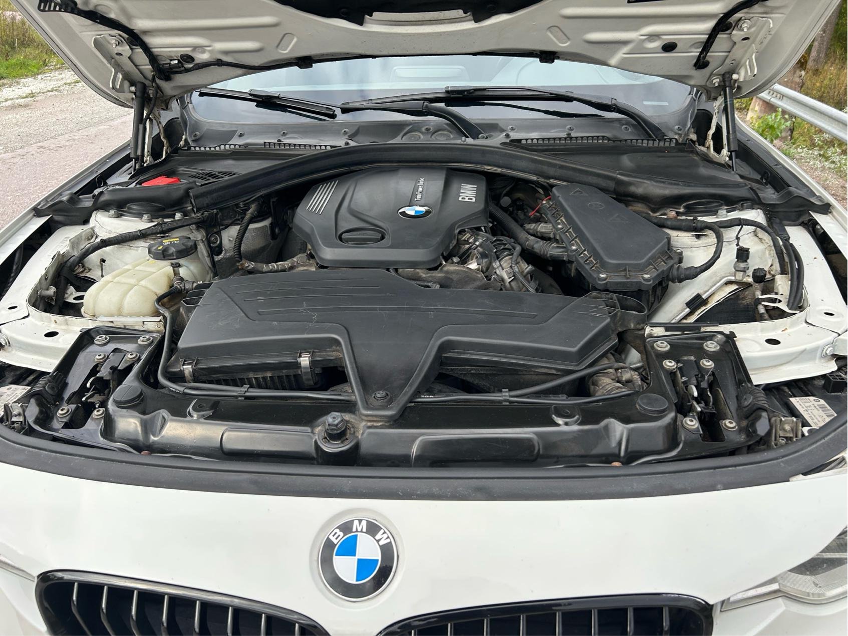 BMW 318d Touring Manuell, 150hk, 2016