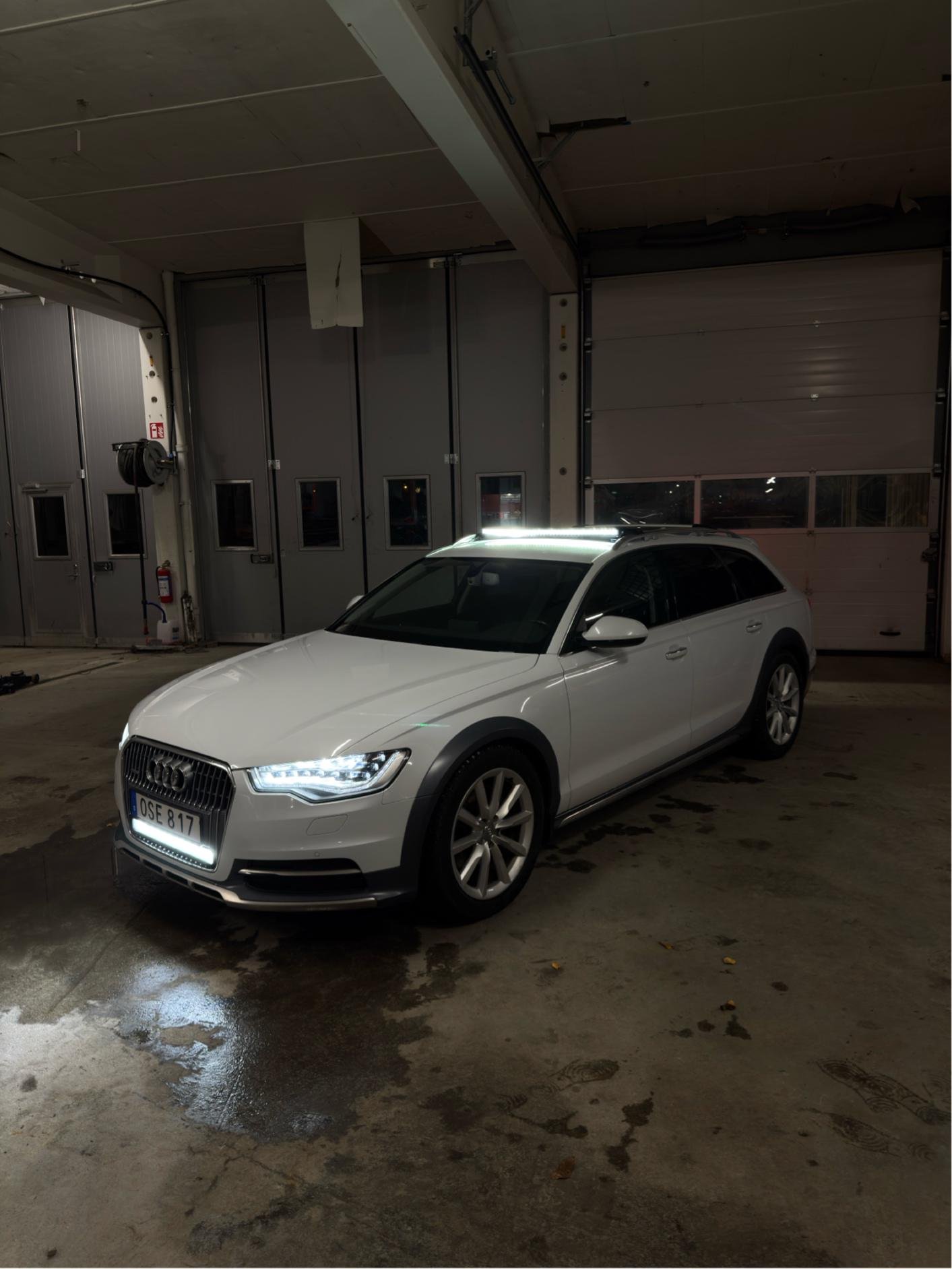 Audi A6 allroad quattro 3.0 TDI V6 DPF quattro S Tronic, 204hk, 2014