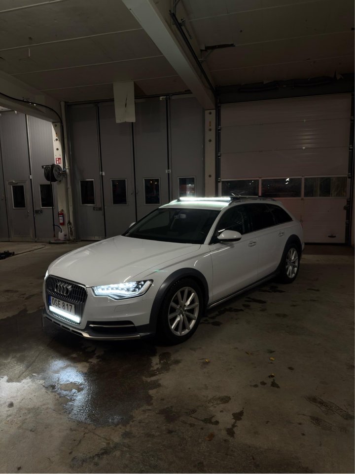 Audi A6 allroad quattro 3.0 TDI V6 DPF quattro S Tronic, 204hk, 2014