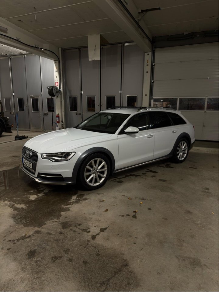Audi A6 allroad quattro 3.0 TDI V6 DPF quattro S Tronic, 204hk, 2014
