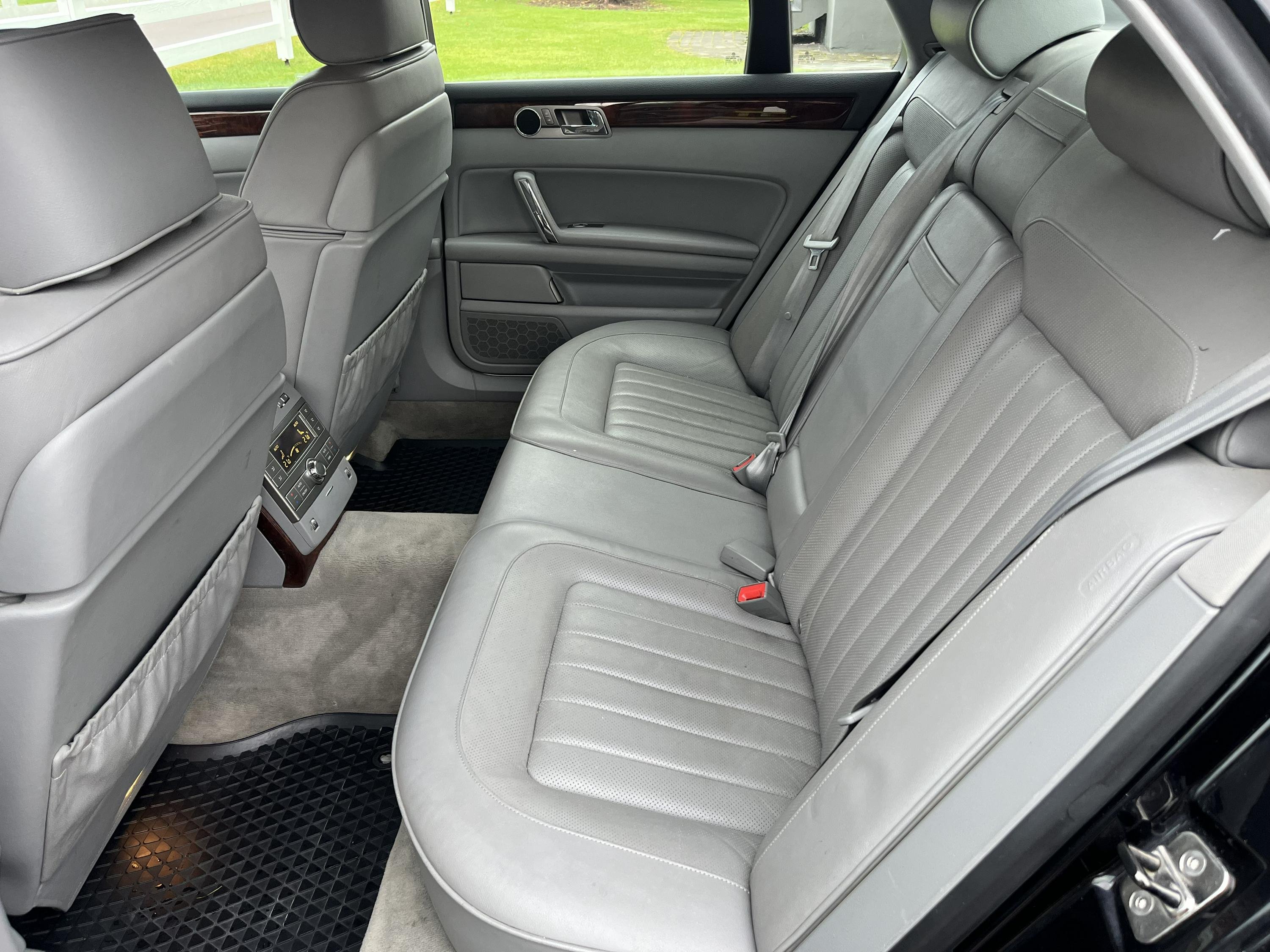 Volkswagen Phaeton 5-seater 3.0 V6 TDI DPF 4Motion TipTronic, 240hk, 2011