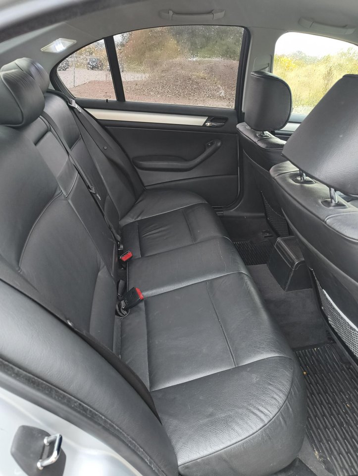 BMW 318i Sedan Manual, 143hp, 2004