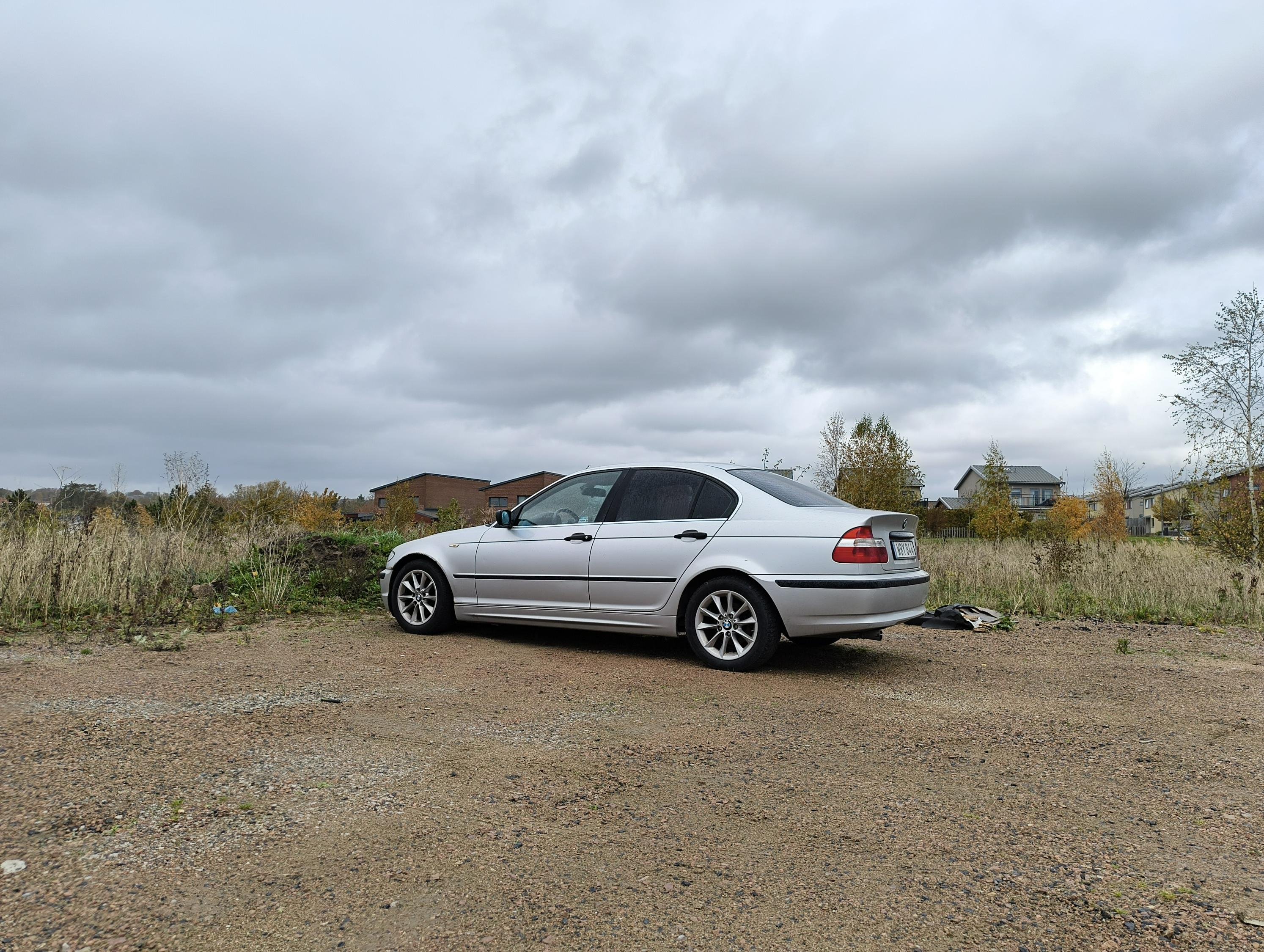 BMW 318i Sedan Manual, 143hp, 2004