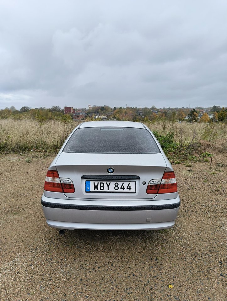 BMW 318i Sedan Manual, 143hp, 2004