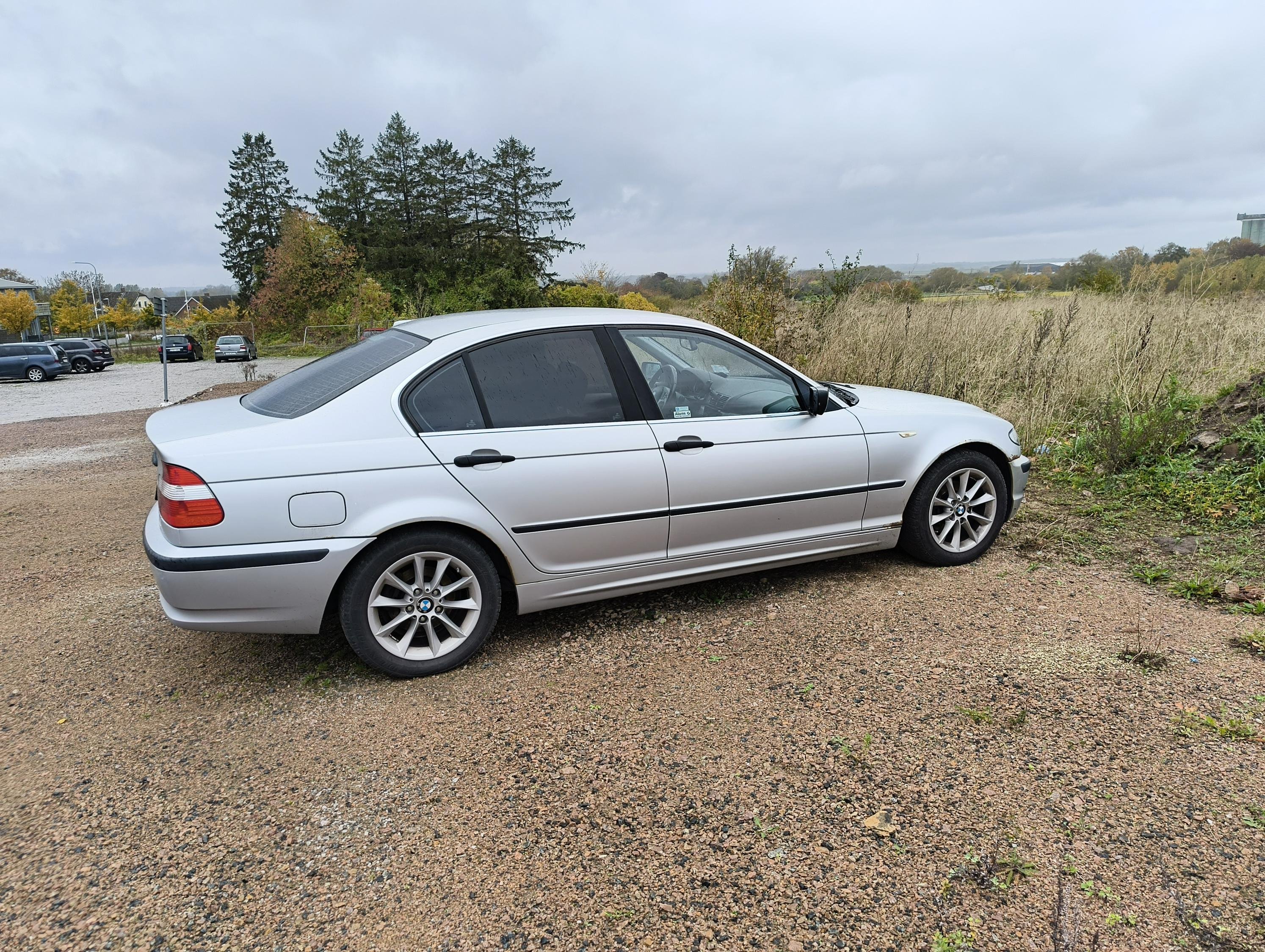 BMW 318i Sedan Manual, 143hp, 2004