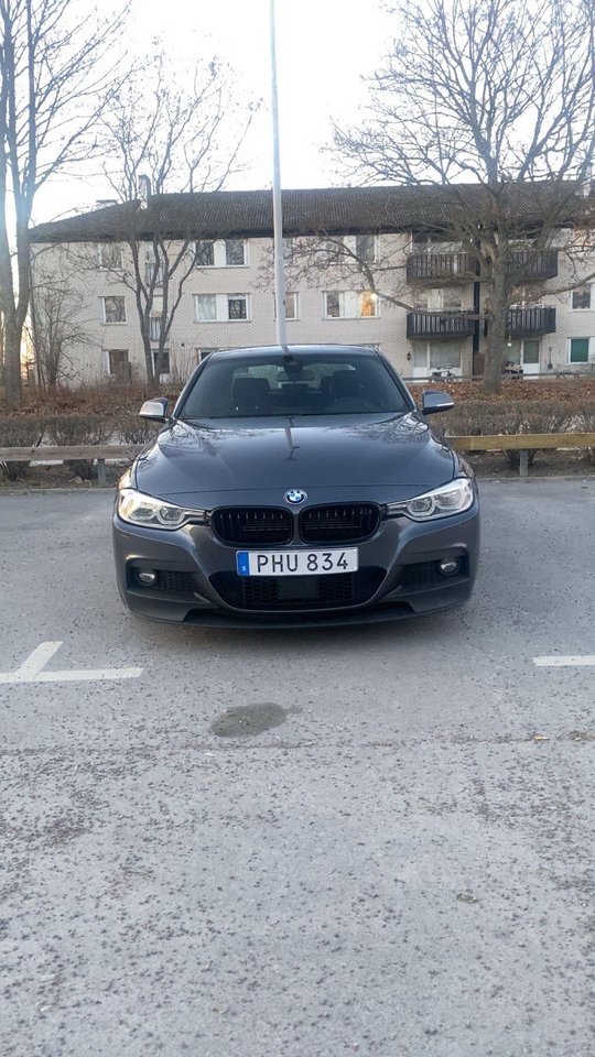 BMW 330e Sedan Steptronic, 252hp, 2017