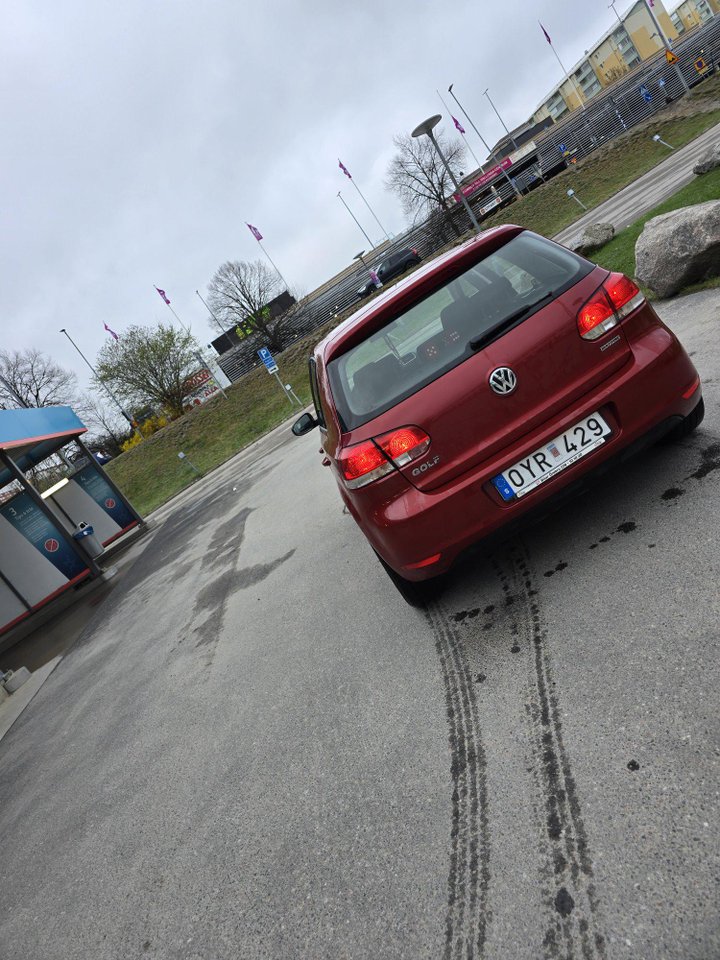 Volkswagen Golf 5-door 1.6 Multifuel Manual, 102hp, 2009