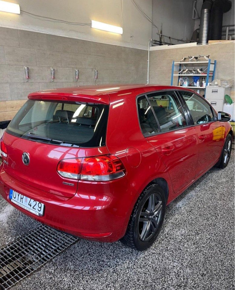 Volkswagen Golf 5-door 1.6 Multifuel Manual, 102hp, 2009