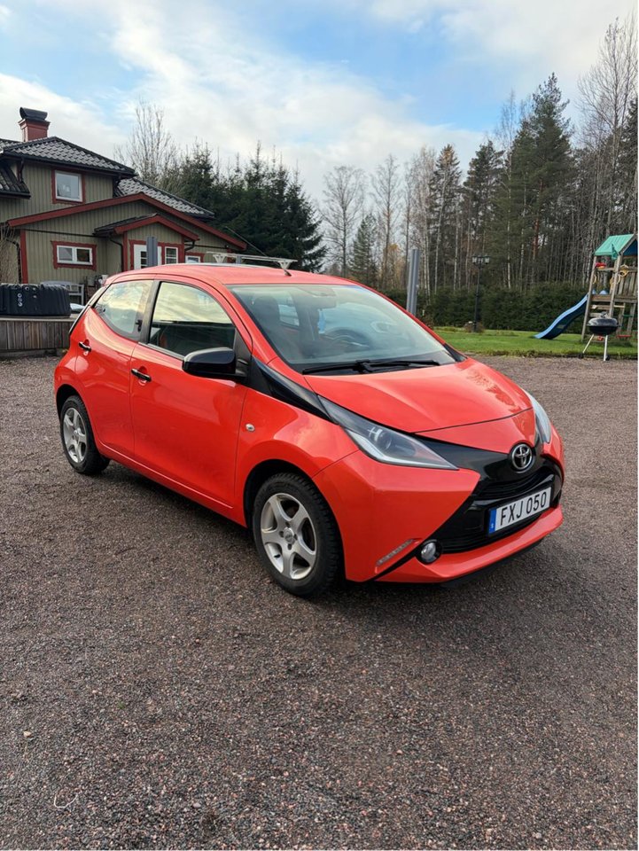 Toyota Aygo 5-dörrar 1.0 VVT-i Manuell, 69hk, 2015