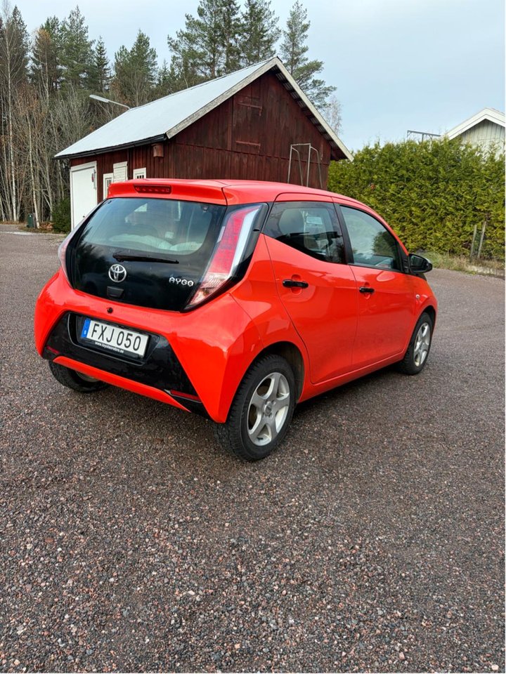 Toyota Aygo 5-dörrar 1.0 VVT-i Manuell, 69hk, 2015