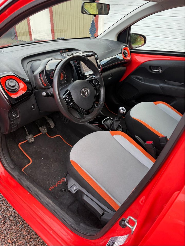 Toyota Aygo 5-dörrar 1.0 VVT-i Manuell, 69hk, 2015