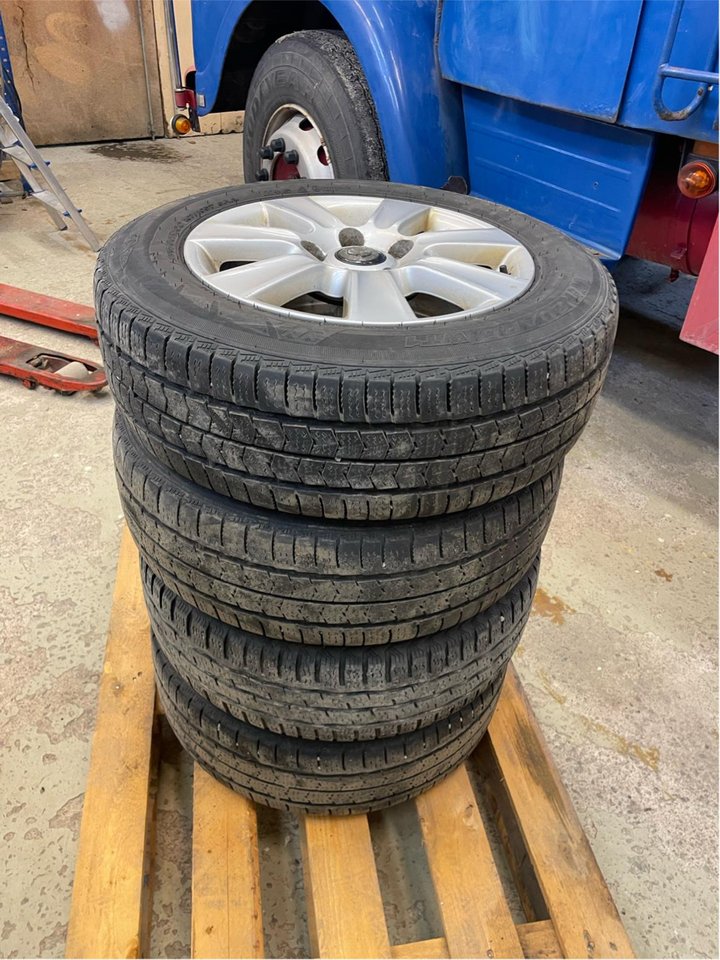 Vinterdäck 205/65 R 16 C med ...
