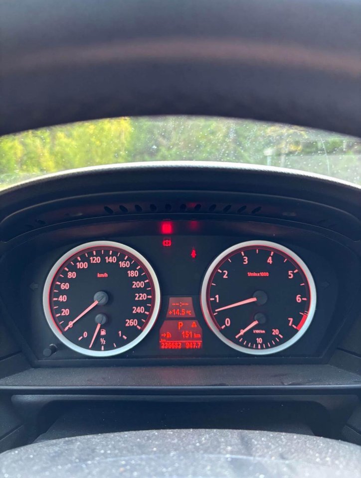 BMW 525i Sedan Automatic, 192hp, 2004