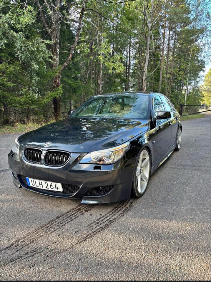 BMW 525i Sedan Automatic, 192hp, 2004