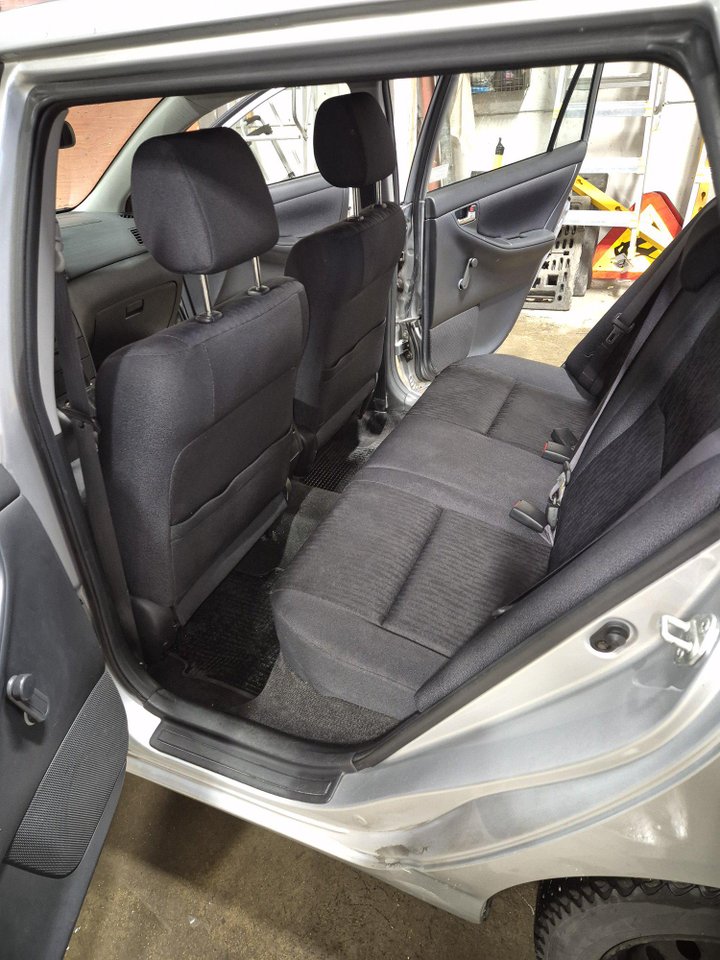 Toyota Corolla Kombi 1.6 VVT-i Manuell, 110hk, 2002