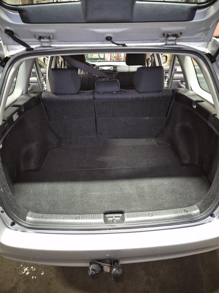 Toyota Corolla Kombi 1.6 VVT-i Manuell, 110hk, 2002