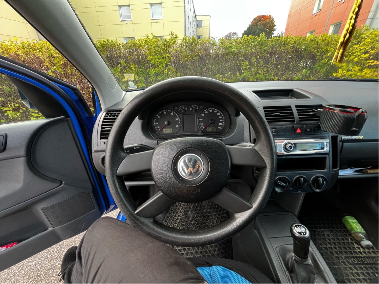 Volkswagen Polo 3-door 1.4 Manual, 75hp, 2004