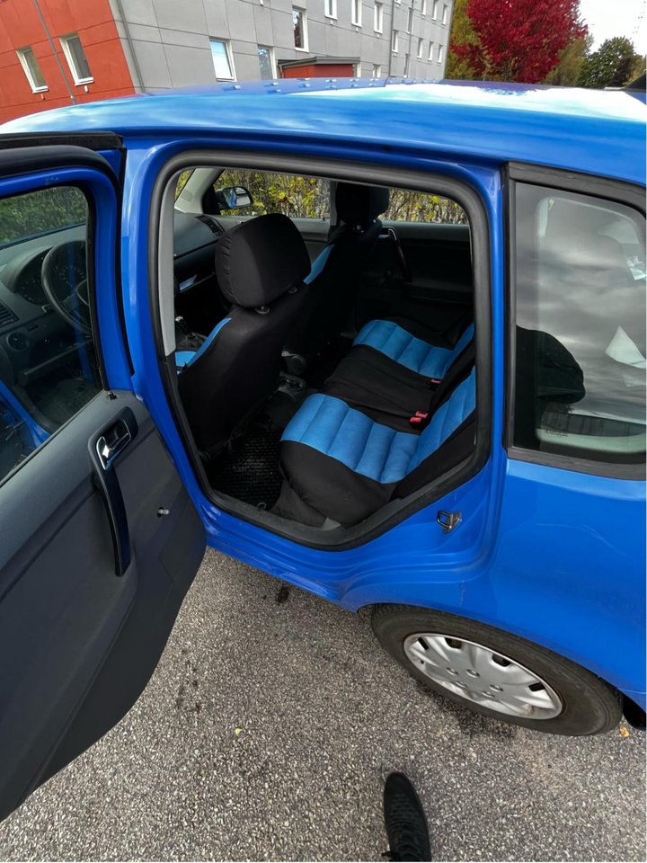 Volkswagen Polo 3-door 1.4 Manual, 75hp, 2004